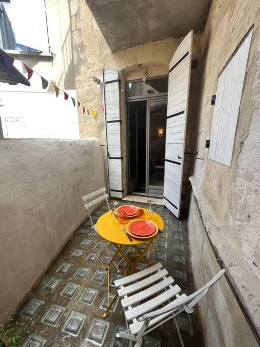 "La Maison Jaune" Arles Centre Terrasse Exterior foto